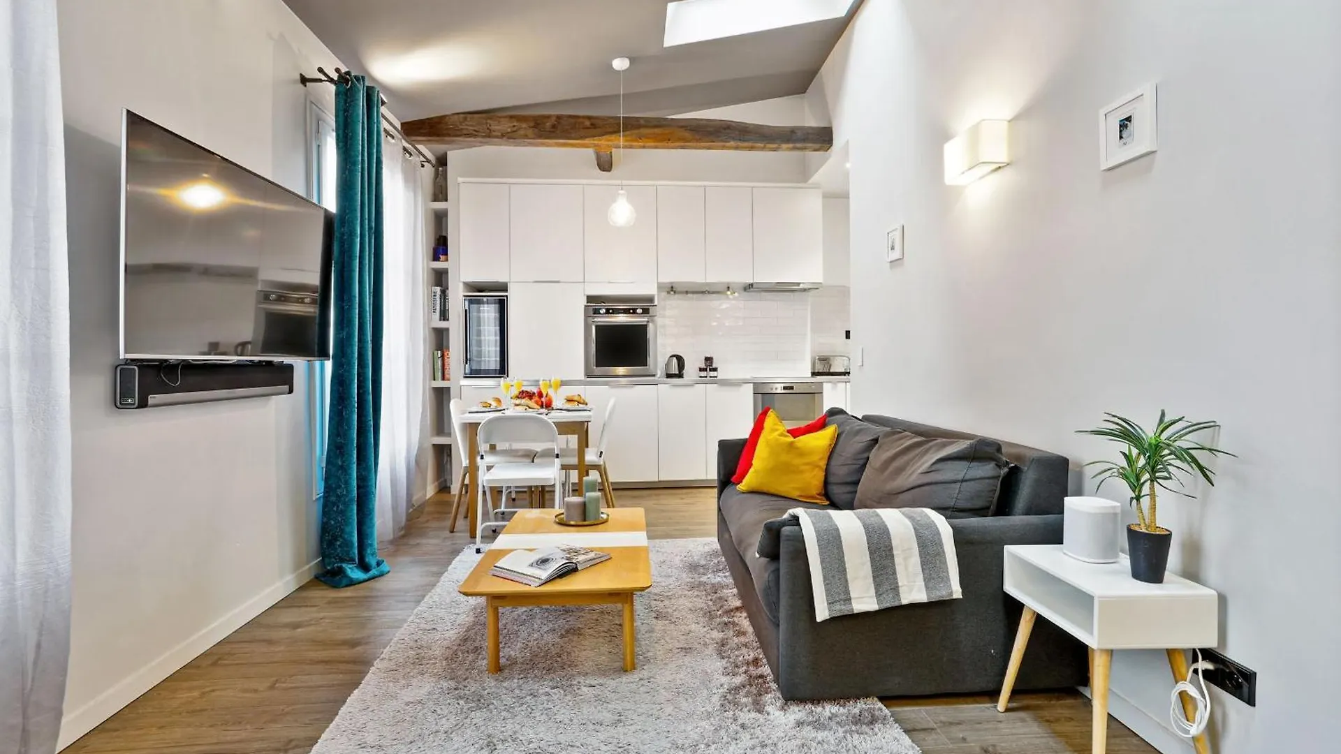 Eiffel Tower & Champ De Mars - 1br - Cityapartmentstay Παρίσι